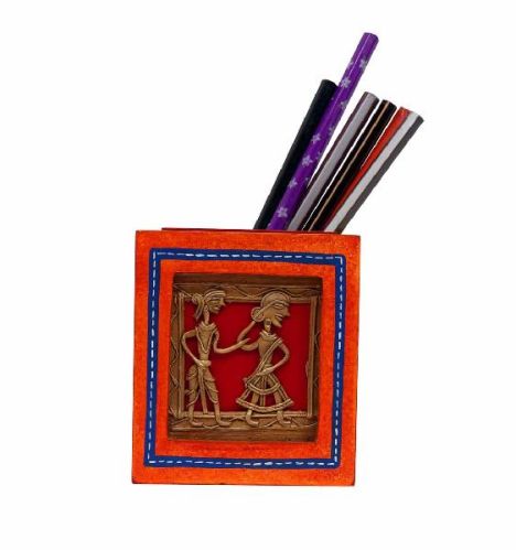 Indikala Mangowood Wooden Red Pen Stand