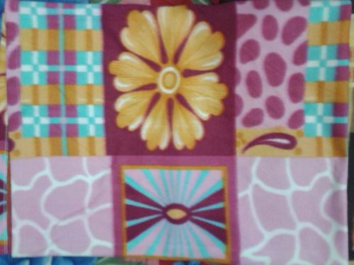 Polyster Ends Finished Polar Blankets, For Double Bed, Age Group : Audlts