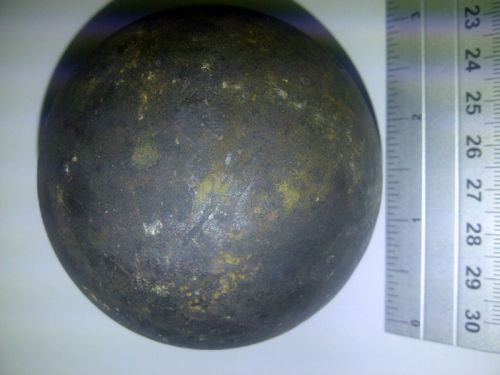 Grinding Balls, Packaging Type : Grey