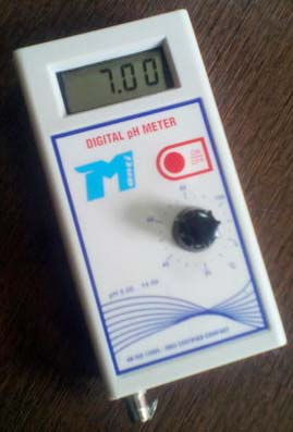 Manti Lab Portable PH Meter