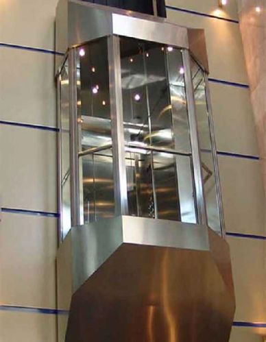 Capsule / Glass Lift