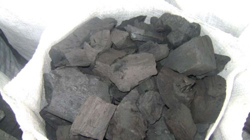 Hardwood charcoal, Calorific Value : 10000kcal/kg, 5000kcal/kg, 6000kcal