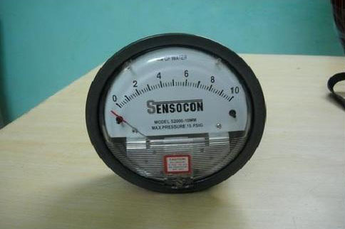 Sensocon Differential Pressure Gauge