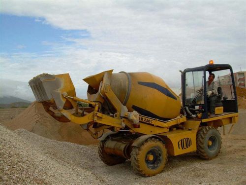 Concrete Mixture Truck