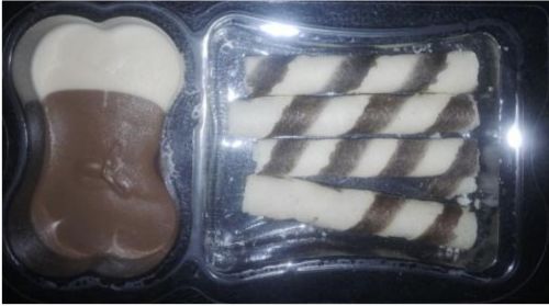 White & Chocolate Cream With Wifer Roll Fingers