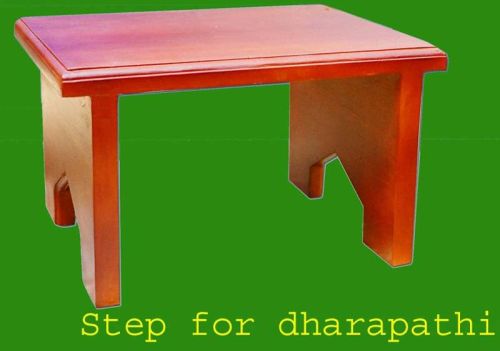 Dhroni Polished Dotted Wood Step Stool For Home, Office, Restaurants, Shop, Ayurveda Hospitals