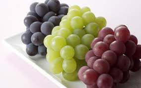Fresh grapes, Packaging Type : Carton